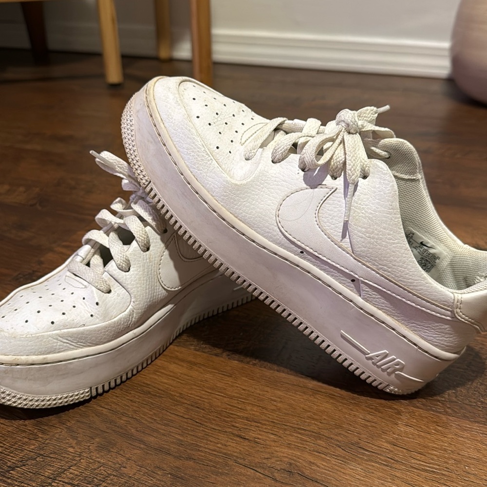 Nike Air Force 1 White Size 7.5